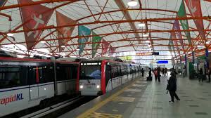 This station was built to cater for the commonwealth village and national sports complex in bukit jalil, during the kl commonwealth games in 1998. Kl2017 Opening Ceremony Bukit Jalil Lrt Station Crowds Youtube