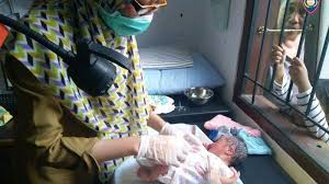 Sy senggugut teruk setiap kali period). Warga Balikpapan Temukan Bayi Di Bak Sampah Masih Terdapat Ari Ari Begini Ciri Dan Kondisi Terkini Tribun Kaltim