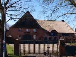 Jetzt können sie zusätzlich ihre persönliche suchanzeige in holm für ein haus zum kaufen aufgeben. Datei Holm Hetlinger Str 19 Haartjehof Jpg Wikipedia