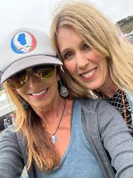 REO Brothers Show Sponsorship in Long Beach, California