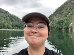 Good afternoon! Meet **Lori Robbins!** "My name is Lori Robbins, and I am  pursuing a master's degree in Anthropology with a concentration in  Archaeology. My specific research interests are historical archaeology and