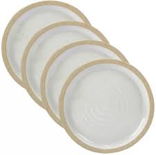 A handpicked set of ceramic dinnerware can accentuate the decor too. 19 Different Types Of Plates Home Stratosphere