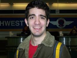 Four Feet Long Online