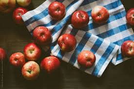 10 Ingredients Pour Remplacer Le Beurre Dans Vos Gateaux Puree De Noisette Miam Compote De Pomme