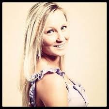 Traci Curtis's Instagram, Twitter & Facebook