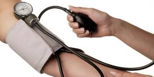 Vinul rosu contine o multime de antioxidati si are capacitatea de a iti creste nivelul colesterolului bun (hdl). Cum SÄ Fac SÄ Mi ScadÄ Tensiunea