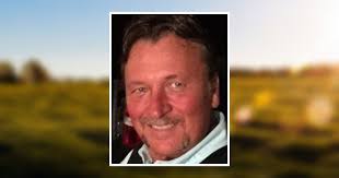 Holly Schuler's Instagram, Twitter & Facebook