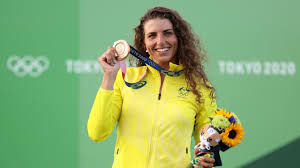 She qualified for the 2012 summer olympics in london, where she made her olympic debut winning a silver medal in the k1 event. Szf 0vpraszkm