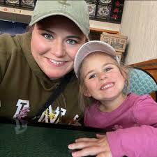 Anyone remember Showtime Pizza?