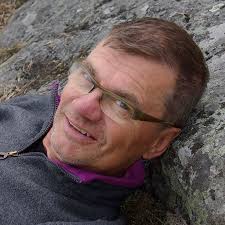 We have signed defenseman Charle-Edouard D'Astous to a one-year, two-way  NHL contract for the 2025-26 season. 🗞️: tbl.co/DAstous5-5