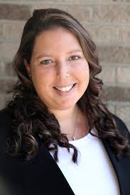 Welcome to Danberry Perrysburg Tiffany Walborn!🥳 Tiffany grew up in Point  Place and graduated from Woodward High School! 🎓She has her nursing degree  from Owens Community College!🏥 Prior to real estate, Tiffany