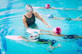 Einen allgemeingültigen zeitpunkt, ab dem babys schwimmen lernen können, gibt es nicht. Ab Wann Sollten Kinder Schwimmen Lernen Experto De