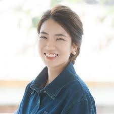 June Sheng's Instagram, Twitter & Facebook