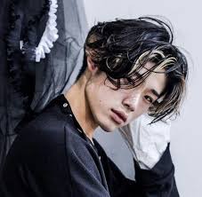 Apr 29, 2015 · the brazilian model—portuguese, japanese, and native brazilian by ethnicity—recently earned the most beautiful male model 2015 award, presented by glamour beauty awards in spain. Male Models Aesthetic Hd Modello