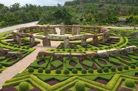 53 Stunning Topiary Trees Gardens Plants And Other Shapes Garden Landscape Design Garden Architecture Beautiful Gardens