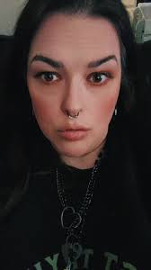 Juliet Heart (@shatteredtiara)’s videos with original sound