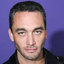 Coup de pub formidable” : ce duo improbable que prépare Jean-Baptiste  Guégan avec un membre du clan de Johnny Hallyday