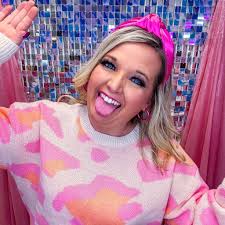 Back to college J Bohn goes… 🤓