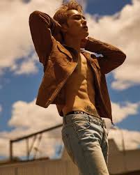 Hanging In Australia With Kim Jae Joong For March Cosmo Couch Kimchi Jaejoong Kim Jae Joong Jyj