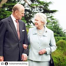 Kraliyet ailesi'nin resmi sosyal medya hesabından yapılan açıklamada, majesteleri kraliçe, sevgili kocası edinburgh. Que Lindeza Ver A Rainha Elizabeth Ii E O Principe Philip Celebrarem 70 Anos De Casamento Thei Principessa Elisabetta Regina D Inghilterra Regina Elisabetta
