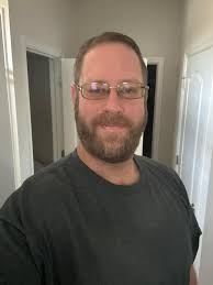 Greetings, everyone... I've, once again, decided to venture outside my SK  reading realm with this. As you can see, SK has something good to say and  that is enough for me to