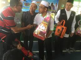 Hal ini dinyatakan di bawah: Sayangi Anak Istimewa Bagai Menatang Minyak Yang Penuh Trdi News