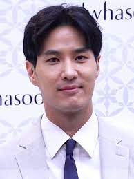 Drama, comedia, romance el actor kim ji suk tuvo un cameo en el episodio 12 haciendo el mismo papel que en el drama oh hae young again. Kim Ji Seok Actor Wikiwand