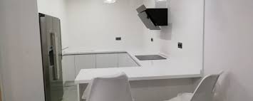 Avances y mejoras para que los diseños se vayan superando unos a otros. Cocina Cristal Negro Cocinas Capis Diseno Y Fabricacion De Cocinas En Huelvacocinas Capis Diseno Y Fabricacion De Cocinas En Huelva