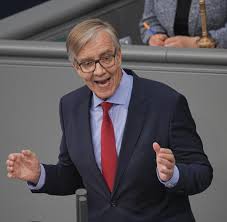 Learn more about dietmar bartsch and get the latest dietmar bartsch articles and information. Neuimbundestag Dietmar Bartsch Und Sein Fahrer Thorsten Zopf Welt