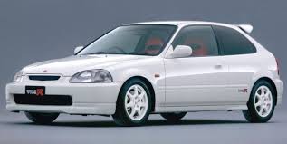 Kereta pertama honda dikeluarkan pada tahun 1963, iaitu kereta dua tempat duduk. Legasi Type R Lambang Semangat Perlumbaan Honda 25 Tahun Berperang Bersama Kelajuan Paultan Org