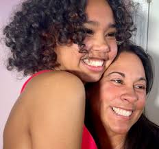 FREE HIGH-END PROM DRESSES FOR 725 BPT & STRATFORD KIDS: 'BUT IT'S FIRST  COME, FIRST SERVE' HOW TO GET FREE DRESSES: bit.ly/425csnk