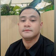 In a world full of trends, We want to remain a timeless klasik. ⛓️ Which  one was your favorite Klasik design from our past release? Klasik design  restocking soon. Stay Lokal, stay