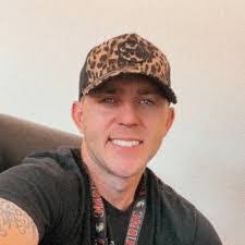 Bradley Shuman's Instagram, Twitter & Facebook