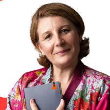 Desiree Brown's Instagram, Twitter & Facebook