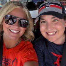 Is anyone else experiencing Xfinity wi-fi outage