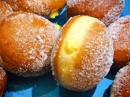 Dolci alla crema tradizionali amati in tutta. Ricetta Bomboloni Alla Crema Dolcidee