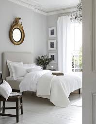 Classic Grey White Bedroom With Gold Accents White Bedroom Style Bedroom Interior Feng Shui Bedroom Layout
