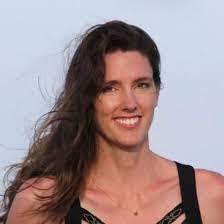 Kari Mclain's Instagram, Twitter & Facebook