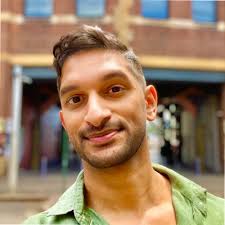 Over the span of 7 incredible years, I had the privilege of being the Owner  and CEO of Golden Gecko Coffee.