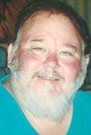 Lisa Hagle's Instagram, Twitter & Facebook