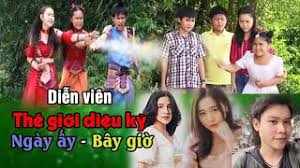 Cập nhật tin tức ngôi sao giải trí, video clip, hình ảnh những người nổi tiếng, tin hot, chuyện hậu trường, đời tư showbiz, scandal sao việt và thế giới tuần qua. Cac Diá»…n Vien Phim Tháº¿ Giá»›i Diá»‡u Ká»³ Ngay áº¥y Bay Giá» Ra Sao Youtube