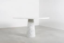 Round Carrara Marble Pedestal Dining Table Italy 1970s In 2020 Marble Pedestal Dining Table Marble Pedestal Table Pedestal Dining Table