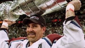 Selon la dernière mise à jour du site betonline, la formation floridienne est favorite à 8 contre 1 pour remporter la coupe stanley en 2020. Remember When Ray Bourque Ends Career As A Stanley Cup Champion Sportsnet Ca