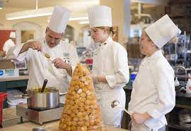 Chef Instructor John Difilipo Helps Baking And Pastry Arts Students At The Culinary Institute Of America Culinary School Culinary Baking And Pastry