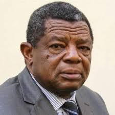 What is worst, having the IG office at statehouse or giving him Shoot to  kill/cripple orders in public? Is the police service independent of the  cabinet or is it under cabinet? What