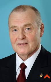 Sadly, it would seem that Roald Knutsen Sensei may only have a few weeks  left with us (though it is impossible to know for sure).** **Now in his  92nd year, Knutsen Sensei