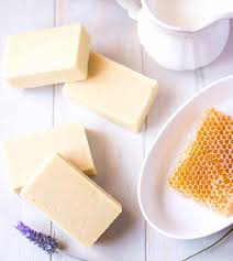 Ziegenmilchseife Mit Honig Selber Machen Rezept Naturkosmetik Seifeselbermachen Ziegenmilchseife Seife Selber Machen Rezept Seife