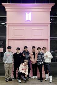Fear of god brand bts. Suga Proved His Loyalty To Fear Of God Fg At House Of Bts