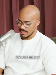 Konstaapeli Reinikainen Sunnuntai