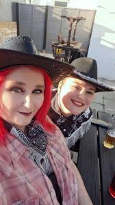 Samuel Harness Music and Snipingfordom are here 🤩 Come hang out with us  tonight at 5:30pm while Samuel sings and Dereck mingles 😊